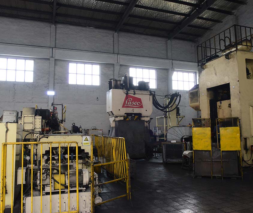 Equipment center